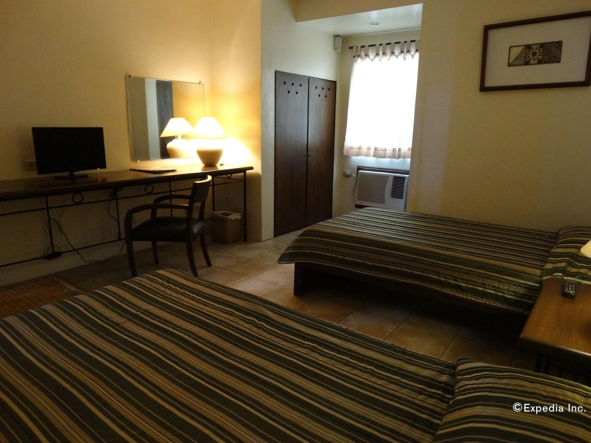 Citystate Asturias Hotel Palawan Puerto Princesa Екстер'єр фото