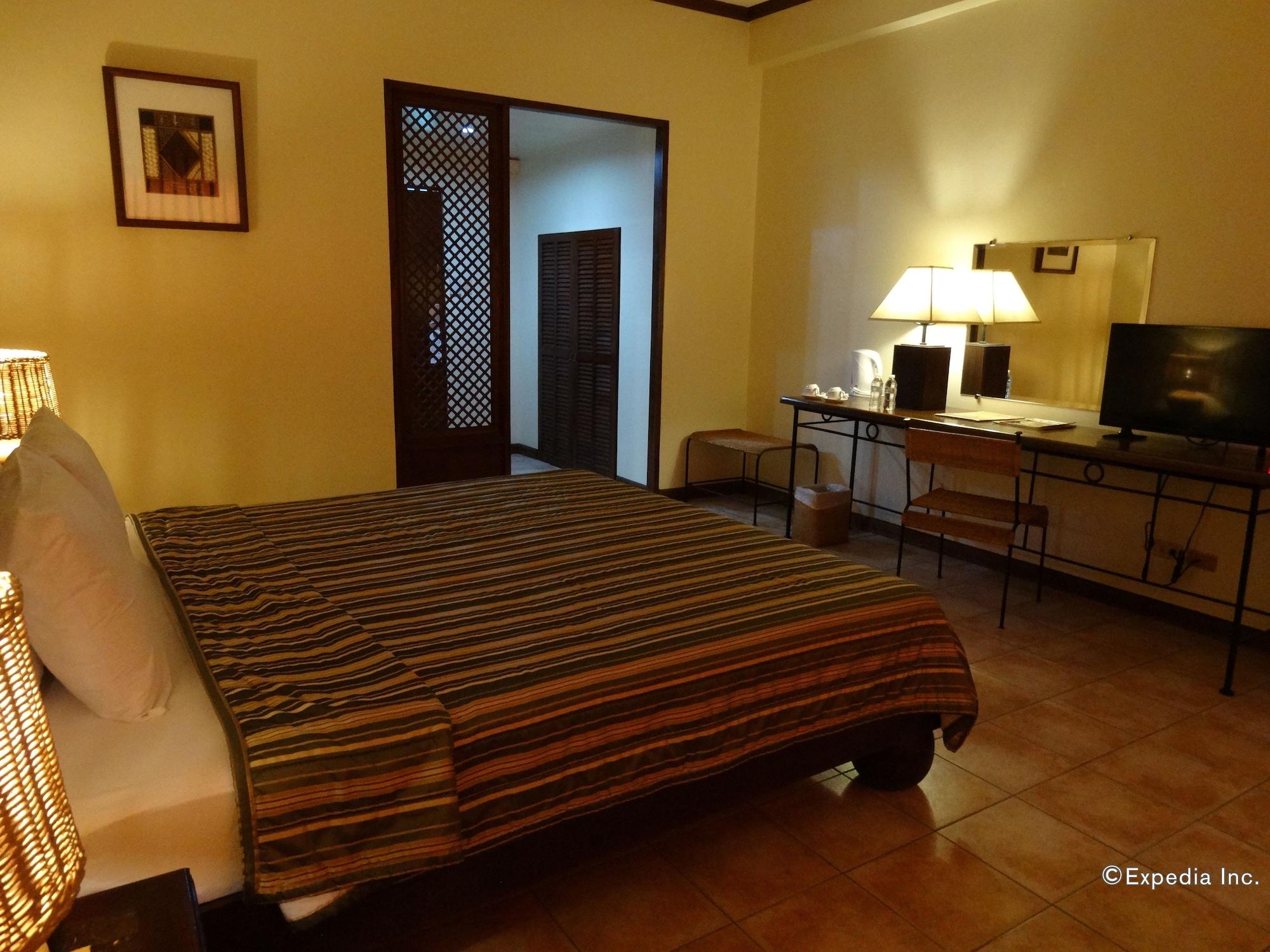 Citystate Asturias Hotel Palawan Puerto Princesa Екстер'єр фото