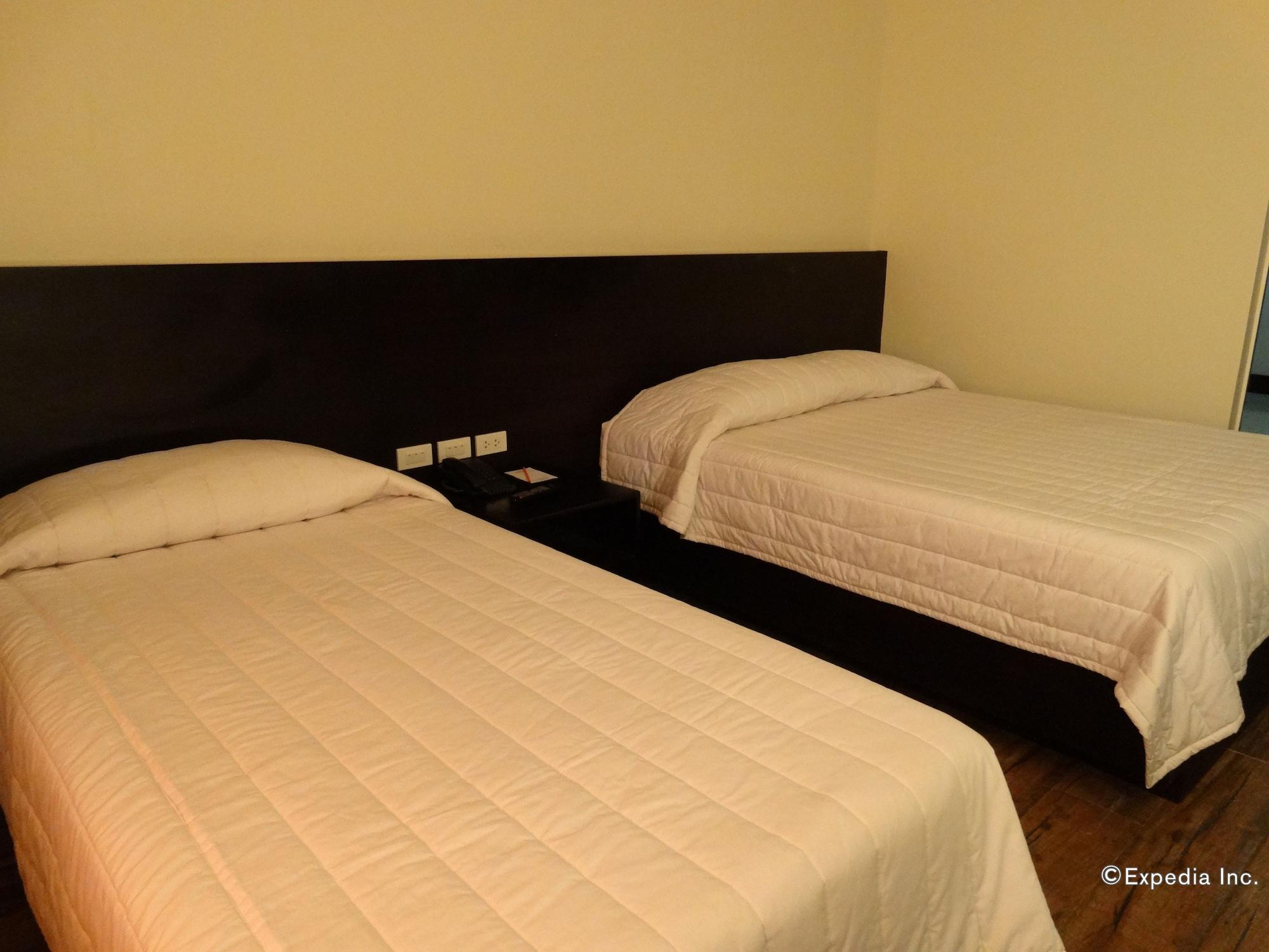 Citystate Asturias Hotel Palawan Puerto Princesa Екстер'єр фото