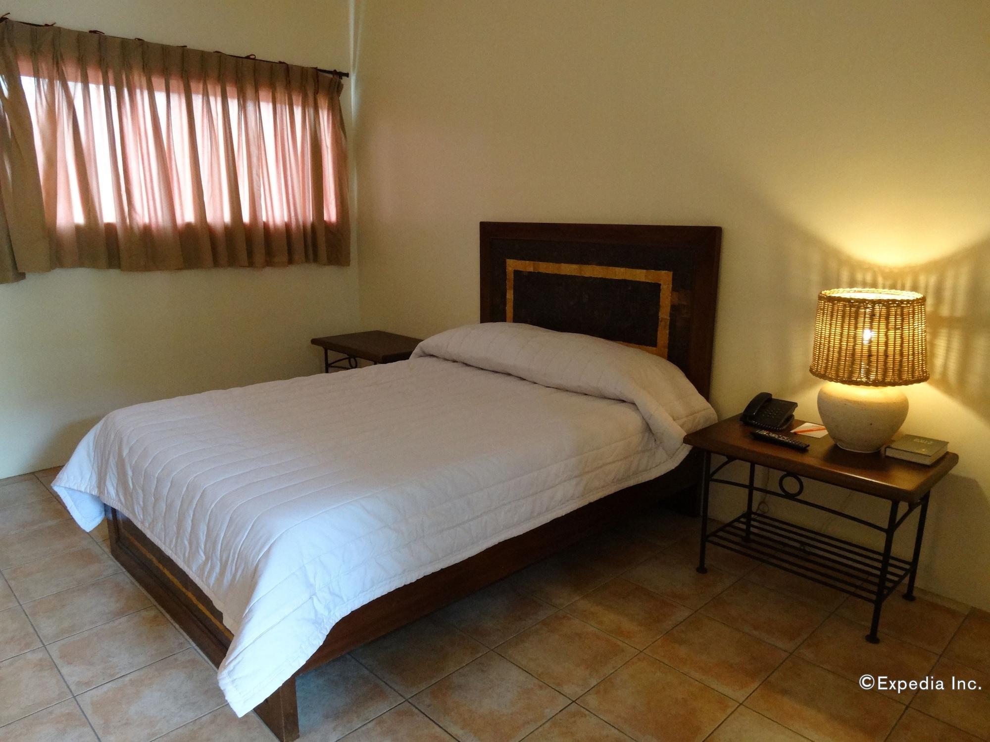 Citystate Asturias Hotel Palawan Puerto Princesa Екстер'єр фото
