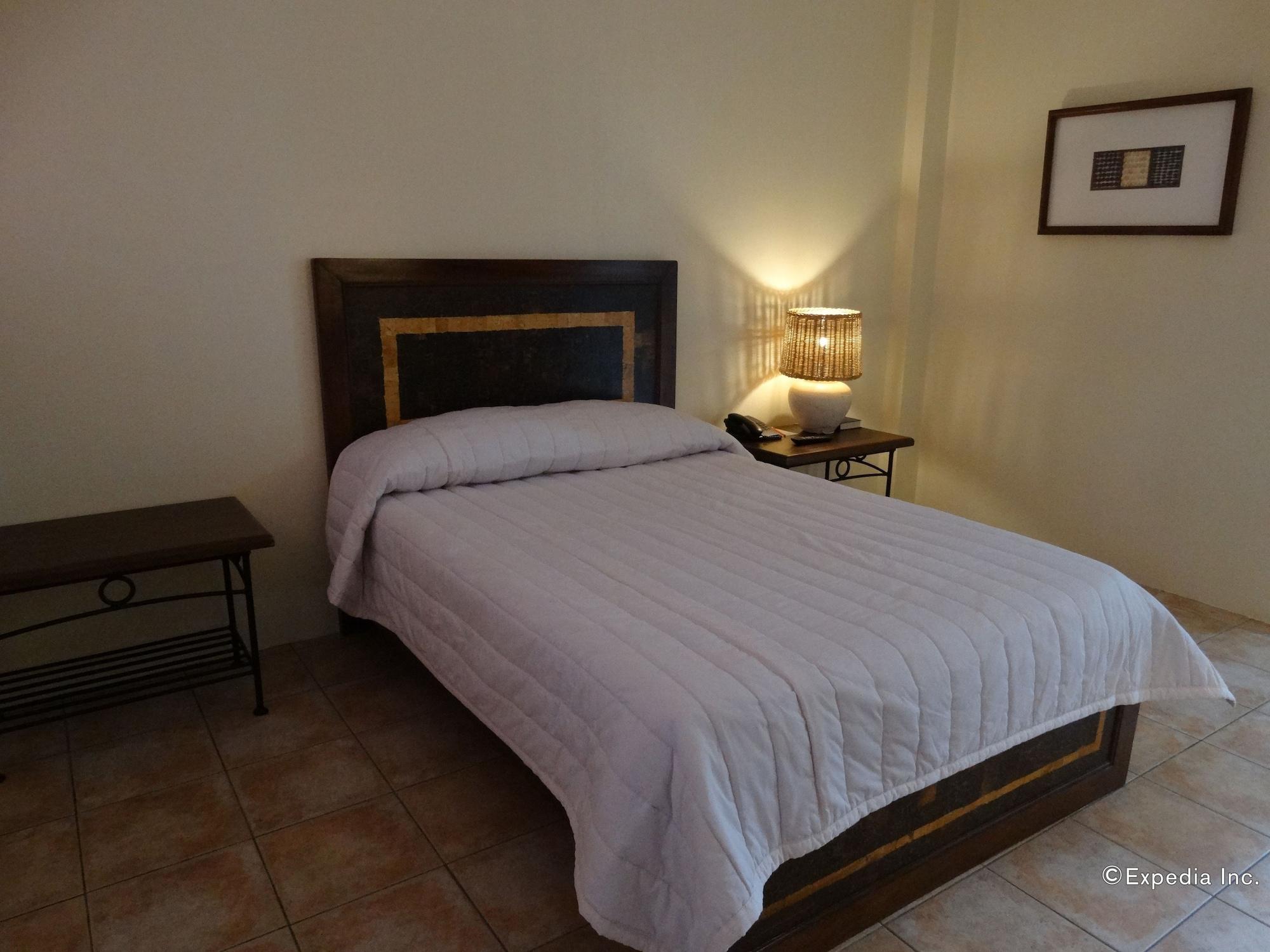 Citystate Asturias Hotel Palawan Puerto Princesa Екстер'єр фото