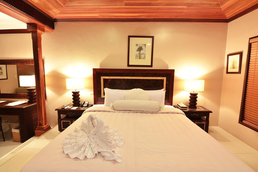 Citystate Asturias Hotel Palawan Puerto Princesa Екстер'єр фото