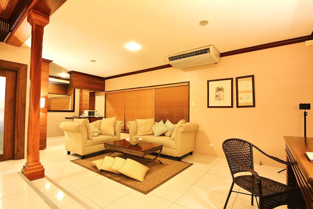 Citystate Asturias Hotel Palawan Puerto Princesa Екстер'єр фото