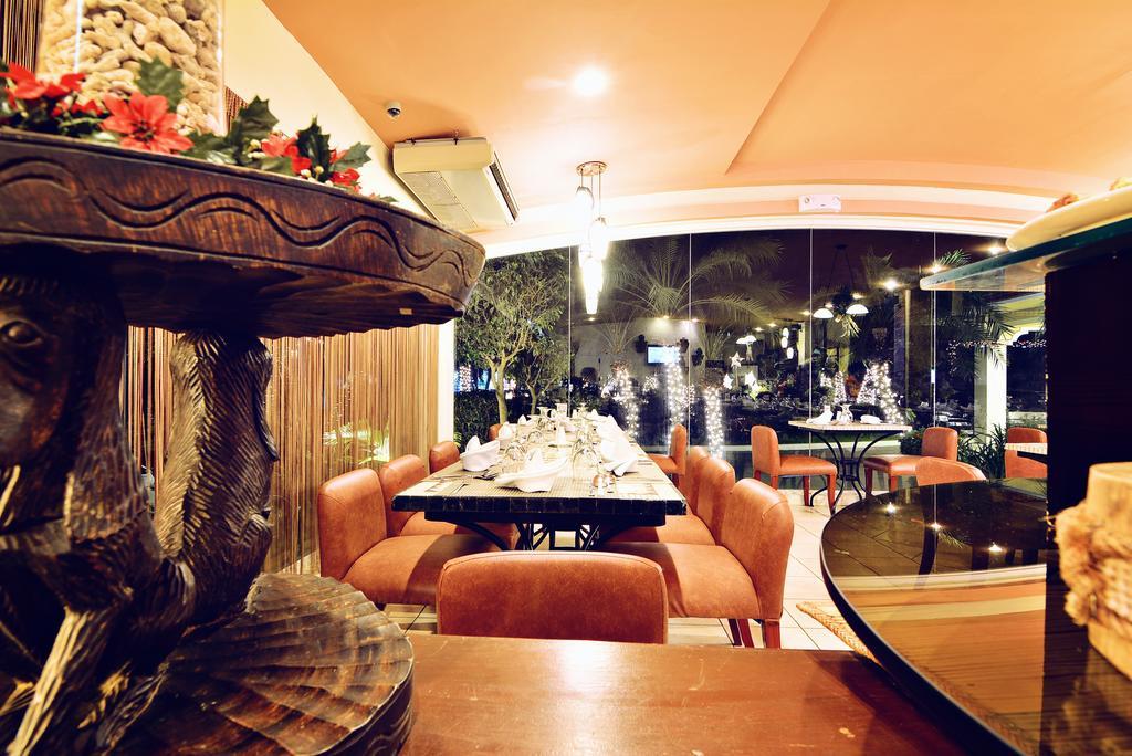Citystate Asturias Hotel Palawan Puerto Princesa Екстер'єр фото