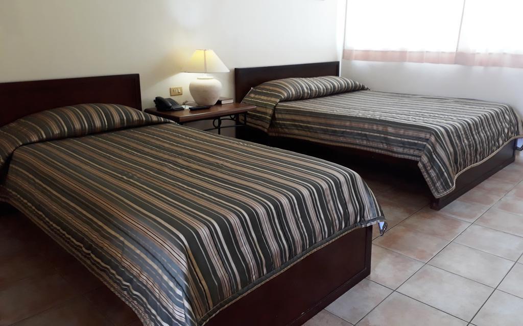 Citystate Asturias Hotel Palawan Puerto Princesa Екстер'єр фото