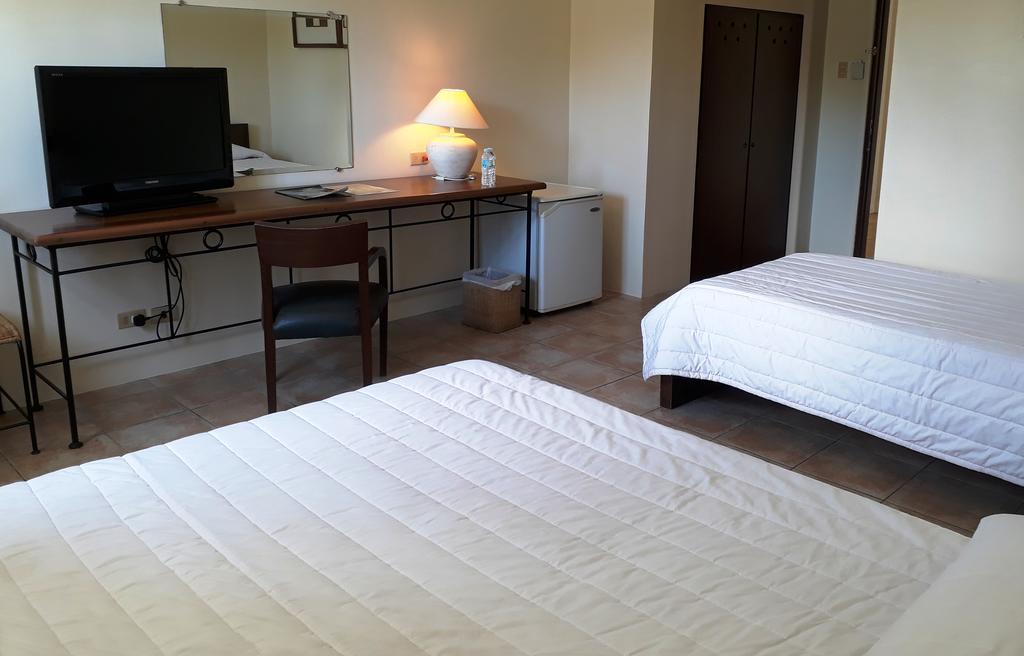 Citystate Asturias Hotel Palawan Puerto Princesa Екстер'єр фото