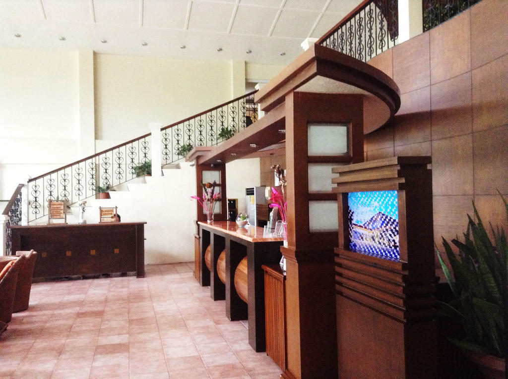 Citystate Asturias Hotel Palawan Puerto Princesa Екстер'єр фото